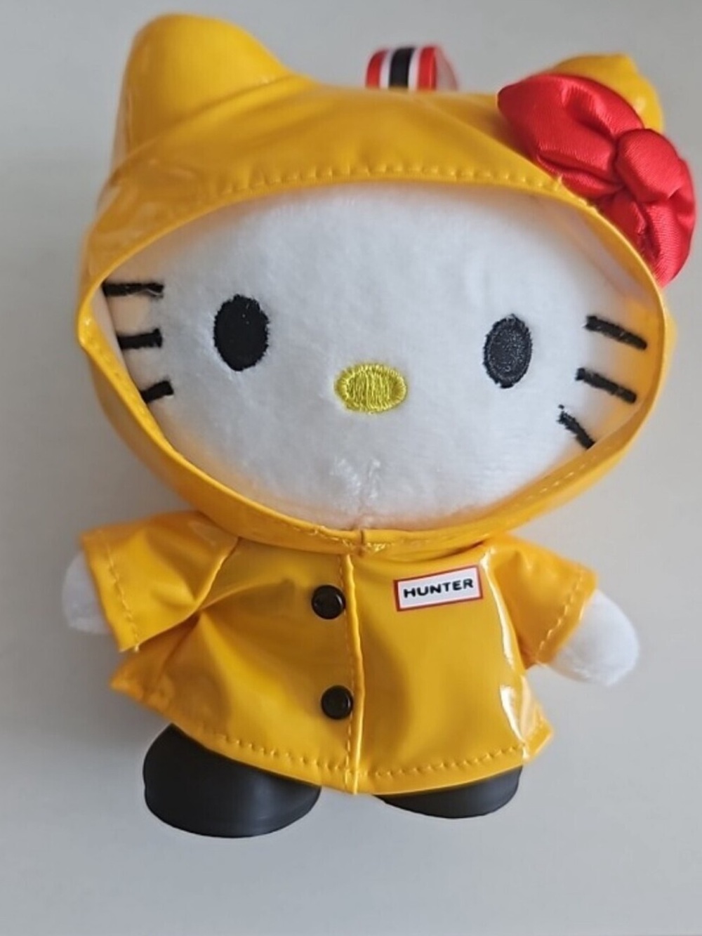 Hello Kitty Hunter Raincoat Plush purse charm - Picture 6 of 6